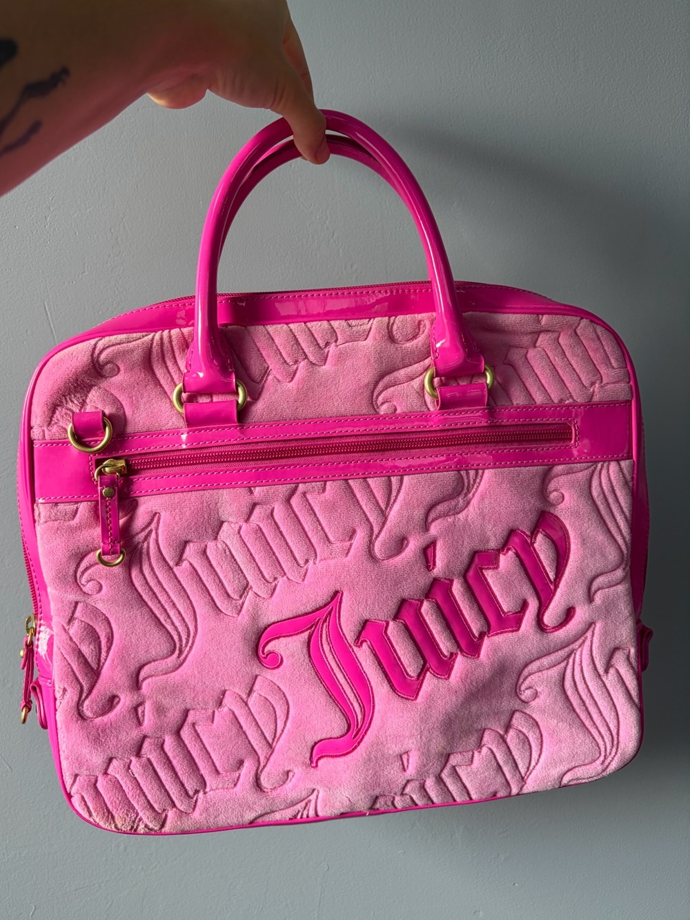 2009 Y2K Hot Pink Couture Computer Juicy Couture Laptop Bag with Crossbody Strap